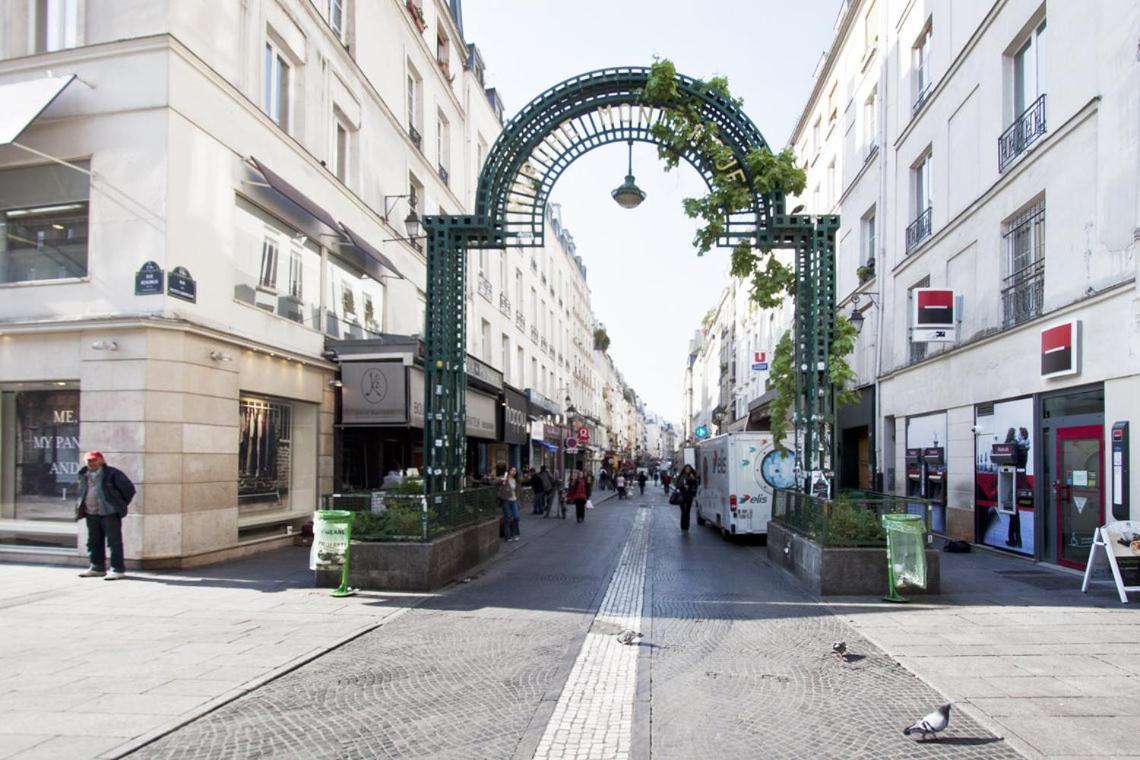 Elegant Retreat By Le Marais * Parijs